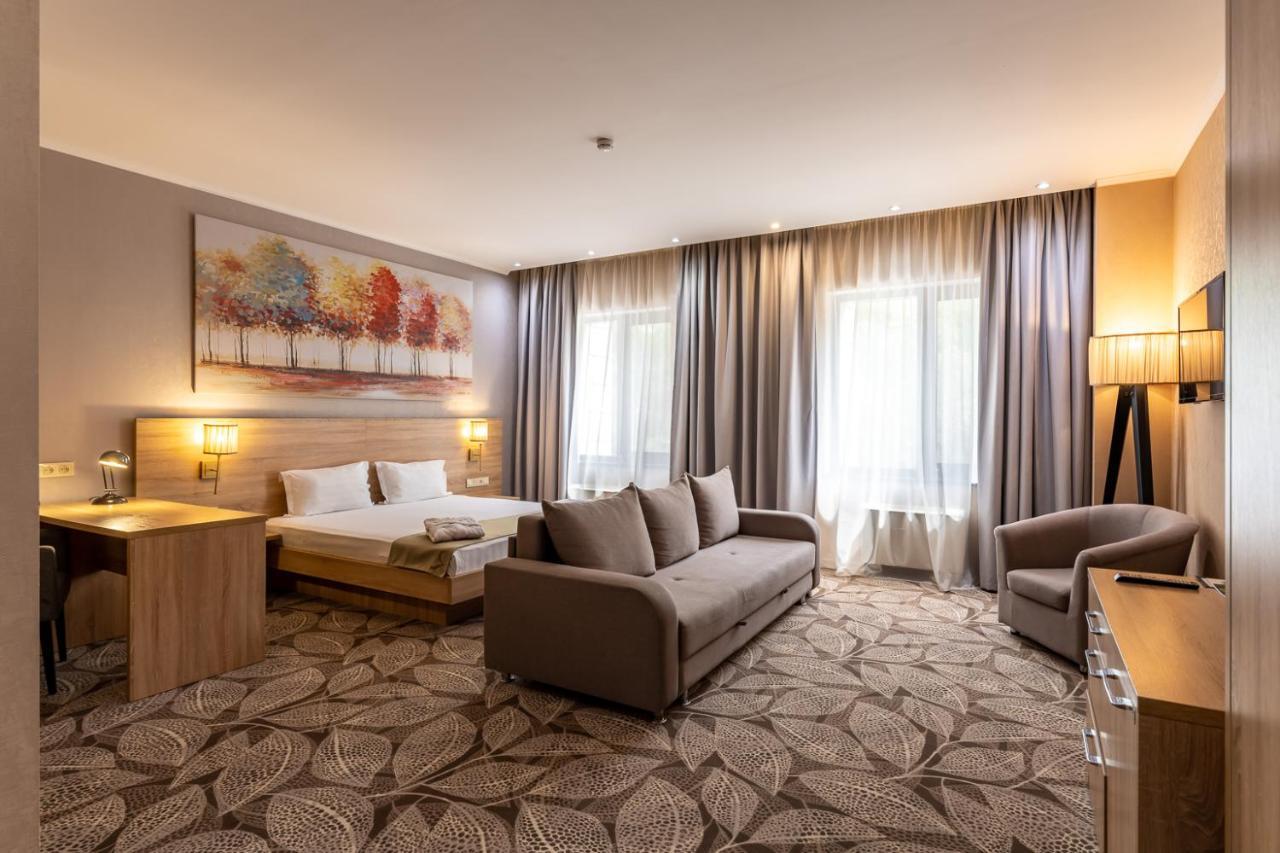 Renion Park Hotel Almaty Exterior foto
