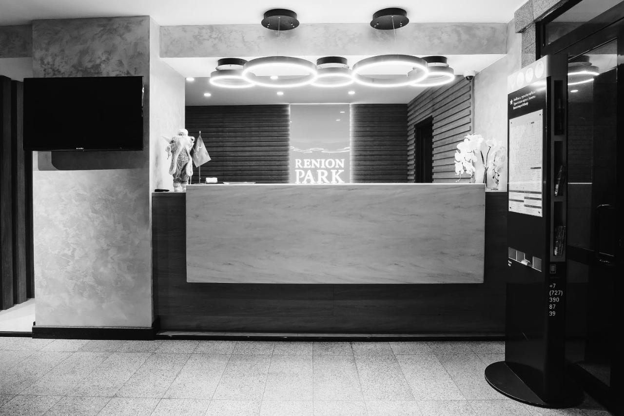 Renion Park Hotel Almaty Exterior foto
