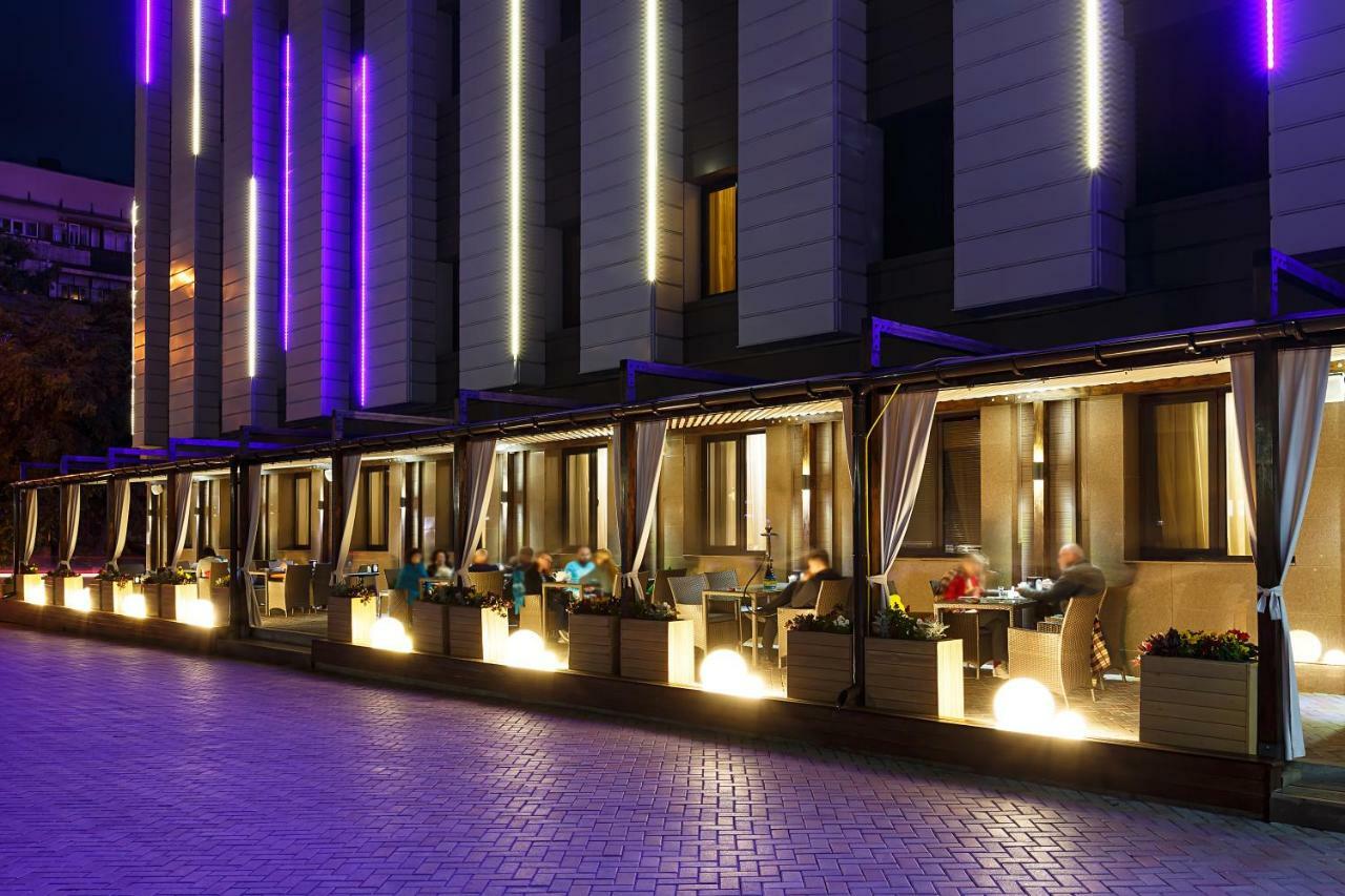 Renion Park Hotel Almaty Exterior foto